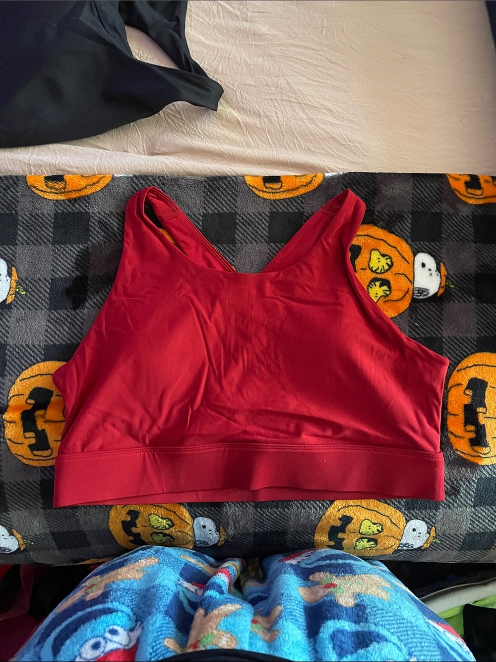 Fabletics Red Seamless V-Back Sports Bralette